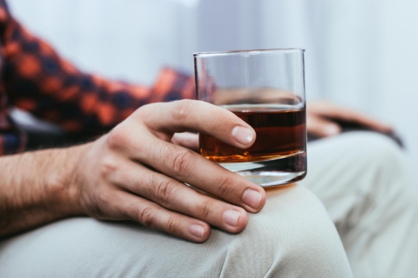 Alkoholism ja narkomaania ei ole haigused. Mistahes sõltuvus on alati vaid probleemi sümptom