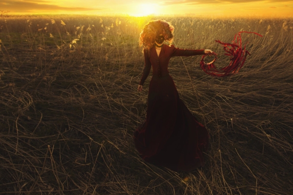 Enesearengu portaal Alkeemia.ee tähistab viiendat sünnipäeva maagilise naiseliku väega