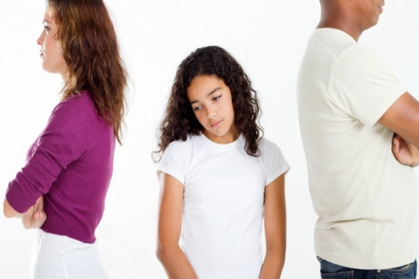 Eluterve kärgpere: mida teha kui laps ei taha teise vanema juurde minna?