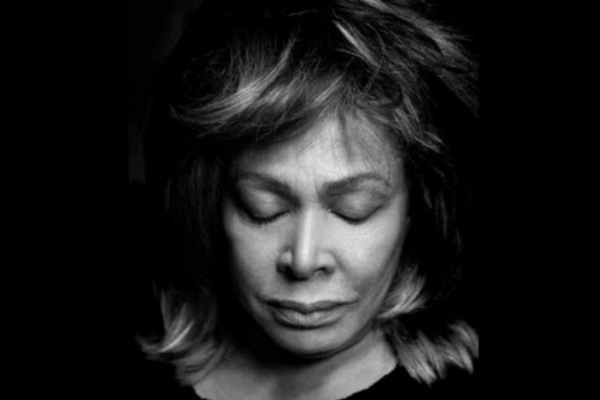 VIDEO: Naudi Tina Turneri ja laste lauldud imelist rahumantrat