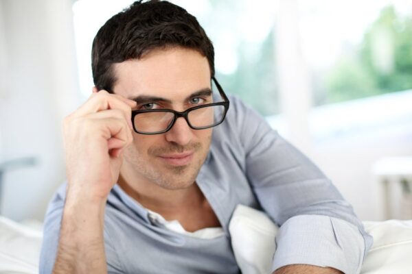 Millest räägib esmamulje?