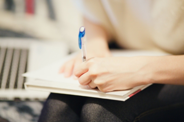 Täna on rahvusvaheline vasakukäeliste päev! Loe põnevaid fakte vasakukäeliste kohta