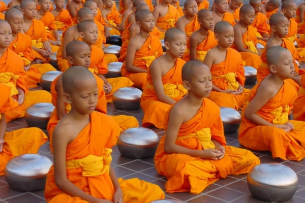 Hea karma kunst Tiibeti moodi, 4. osa. Ebaharilikud harjutused aitavad kujundada karmat