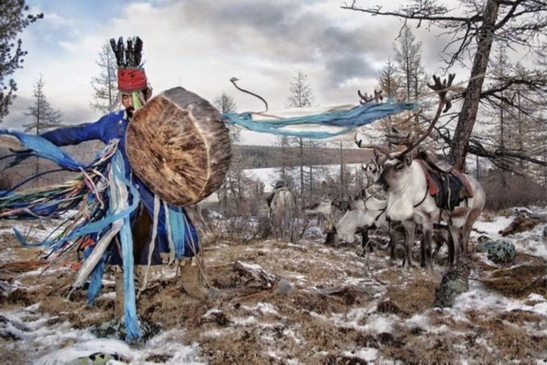 Roy Strider viib eksootilisele ekspeditsioonile Mongoolia taigasse unikaalse šamaanirahva dukhade juurde