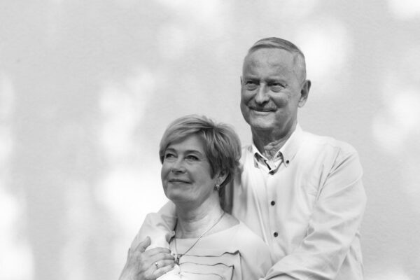 Lugemisnurk | 52 aastat armastuse teed käinud Kristi ja Siim Kallase nõuanne noortele ja alustavatele paaridele