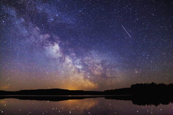 PILGUD ÖÖTAEVASSE! käes on Perseiidide tähesaju aeg!