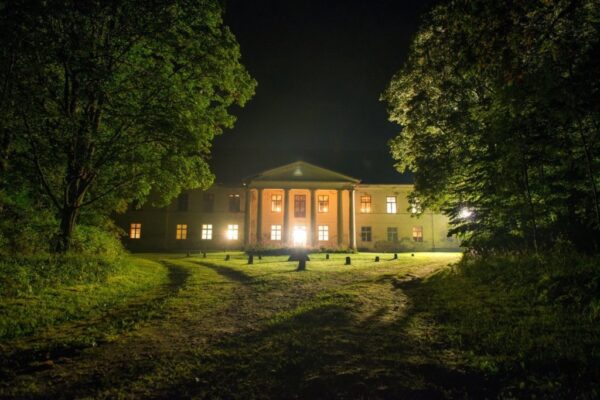 Tervendavate loodusjõudude kodupaigas Kirna mõisas toimub tasuta tervisepäev