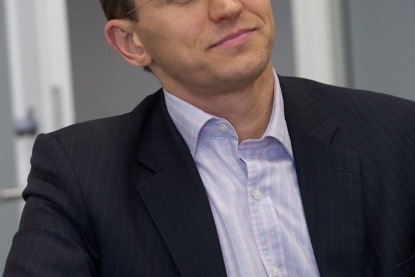 Avalik kiri Ken-Marti Vaherile: riigi ametlik uimastipoliitika on võhiklik