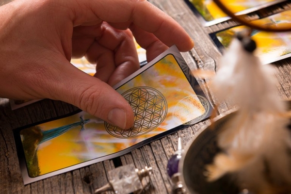 ALKEEMIA TAROSKOOP SEPTEMBRIKS | Mida toob mihklikuu armastuse, töö ja tervise osas?