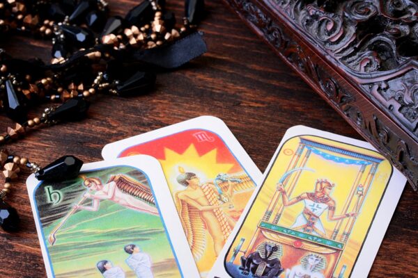 NÄDALA TAROSKOOP | Noore Kuu loomine ja päikesevarjutus toovad kaasa uued energiad