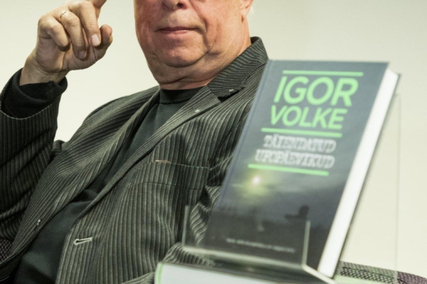 Igor Volke: Aeg on aru anda! 50 aastat mõistatusi Eesti keskkonnas: UFOd, energofoorid ja PSI-anomaaliad – mis? kes? misjaoks?