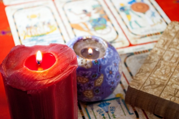 Talvise pööripäeva maagia: tee müstilist uute alguste rituaali