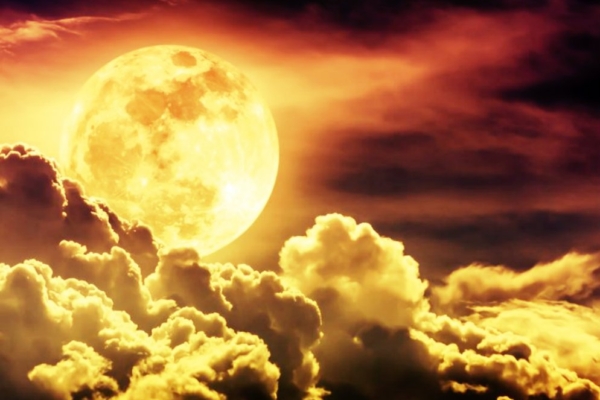 Täna taevas kõrguv Kaksikute märgi superkuu toob kaasa rahutu õhustiku