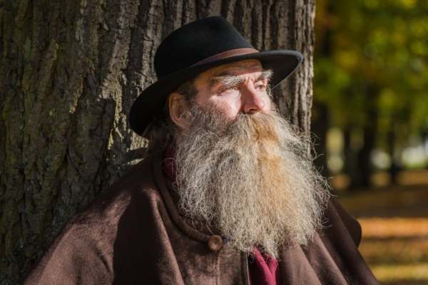 Tähetark Igor Mangi elu ja astroloogiatarkused jõudsid raamatukaante vahele