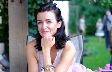 Inglanna õpetab armastuskirju kirjutama