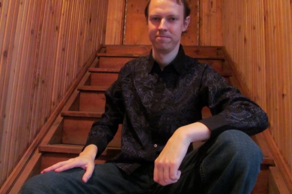 Kirjandusvõistluse BestSeller võitja Marek Kahro: inimhinges pesitsev kuriloom kohaneb suurepäraselt erinevate oludega