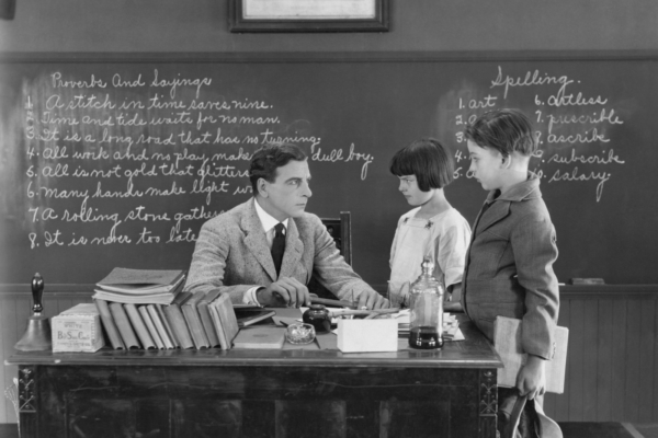 24 huvitavat fakti Eesti koolide ja õpetamise ajaloost