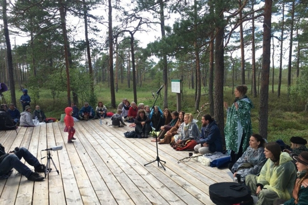 13. juulil Soomaal toimuv Metsalaulupidu meenutab, et oleme metsarahvas, kelle juured on sügaval looduses
