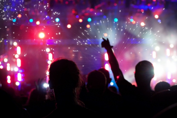 Ilutulestiku asemel laser-show?