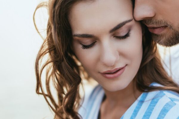 Mari Metsallik: armastada tuleb alati kogu hingest, nii kõvasti, kui suudame, isegi kui saame kõrvetada