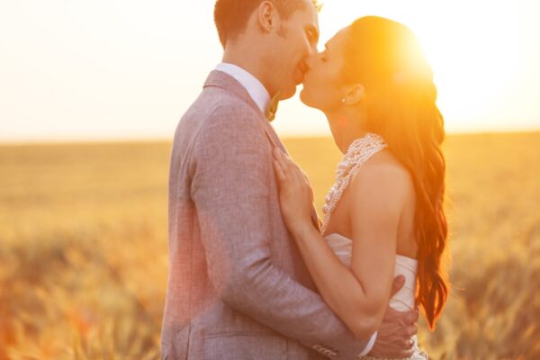 Kuidas manifesteerida oma ellu armastust ja ideaalset partnerit?