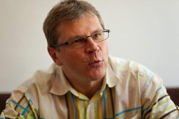 Alar Tamming seletab lahti, kuidas Indias toimunud 86% sularaha kehtetuks kuulutamine mõjutab rahamaailma