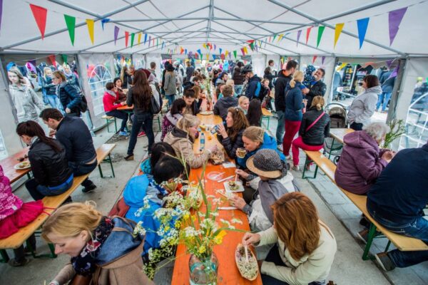 Telliskivi Loomelinnaku korraldatud Tallinna Tänavatoidufestival on esimene rahvusvaheliselt tunnustatud süsinikneutraalne sündmus Eestis