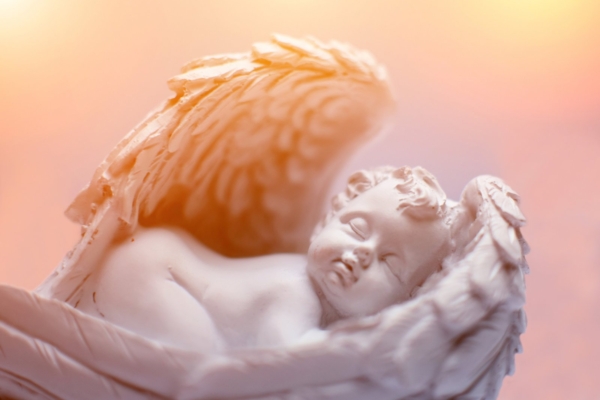 Inglitaro kaardid aitavad sul saada kontakti taevaste energiatega