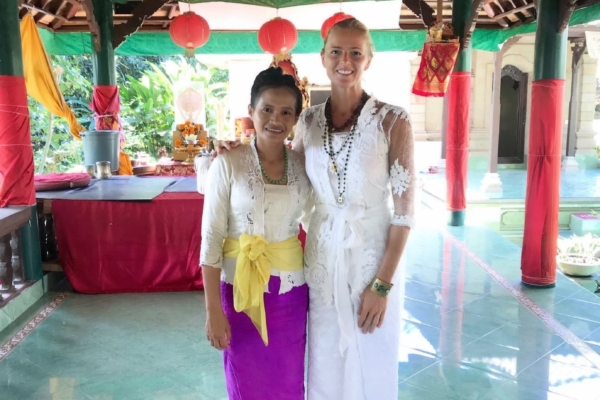 Eesti tüdruku sõprus Bali preestrinnaga toob ta Eestisse