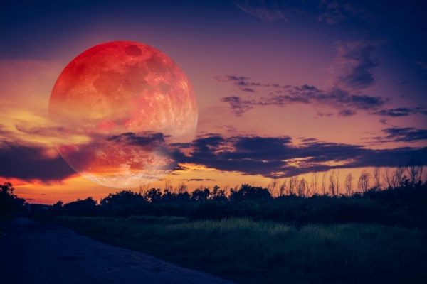 “Punase” kuuvarjutuse mõju sodiaagimärkidele: vaata järgi, mida on sul järgneva poolaasta jooksul oodata!