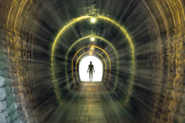 Surmalähedane kogemus: läksin justnagu mööda tunnelit valguse suunas